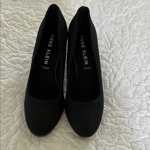 Anne Klein Women's Black Pumps,Never worn Sz-8M - Picture 9 of 9